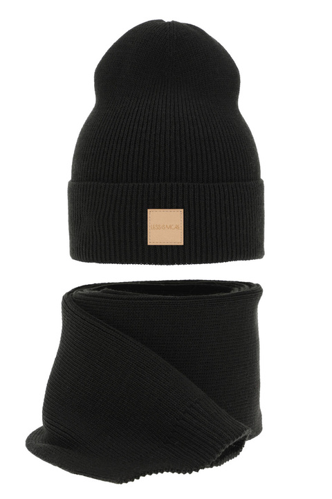 Женский весенне-зимний комплект: шапка и шарф черного цвета Nathalie