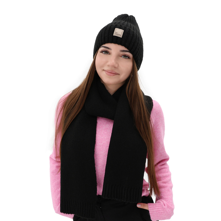 Женский зимний шарф из черной шерсти Loretta