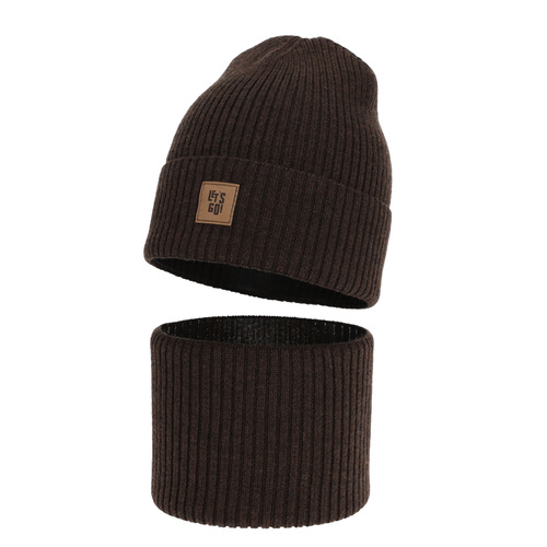 Коричневый