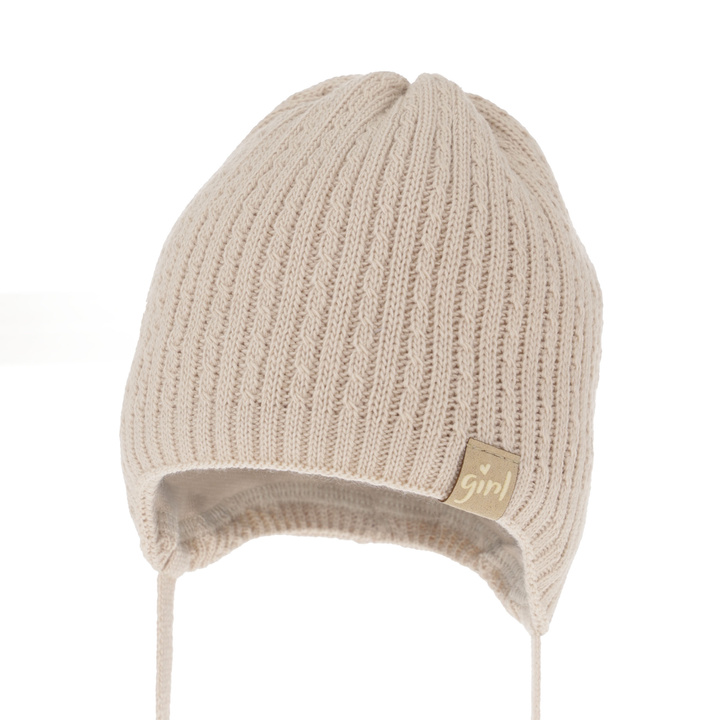 Осенняя/весенняя шапочка для девочки бежевая связана Cheri